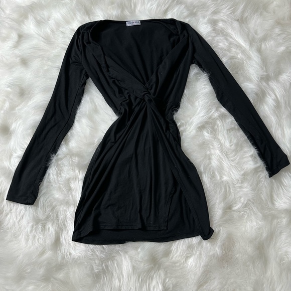 Fashion nova Small black long sleeve swooping low cleavage Mini dress with slit - Picture 1 of 4